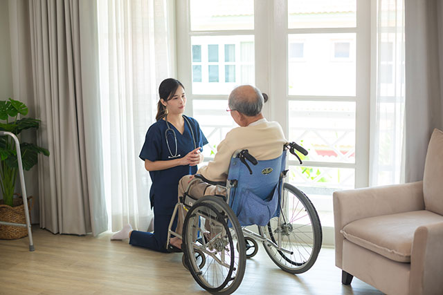 介護施設で働く看護師