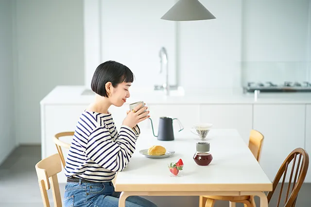 都内で一人暮らしをする女性