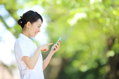 スマホで探す看護師